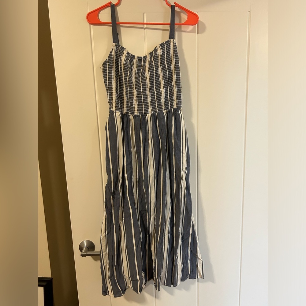 Old Navy Cotton Blend Dress Size M